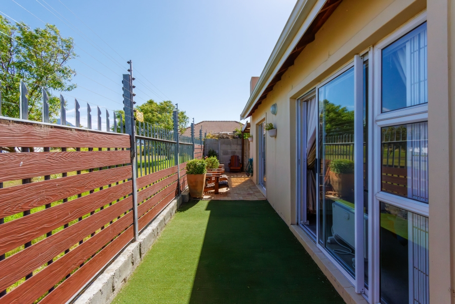 3 Bedroom Property for Sale in Onverwacht Western Cape